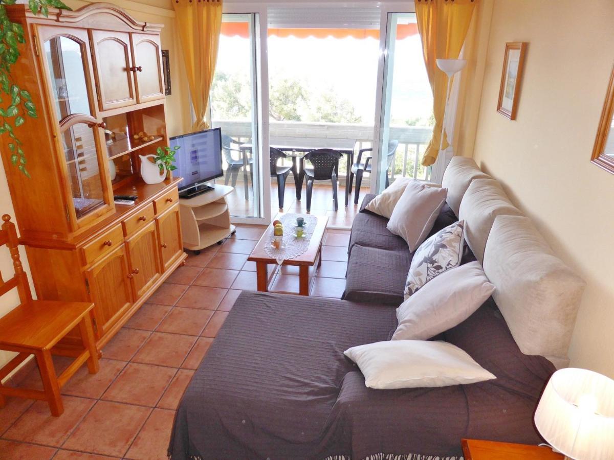 Apartamentos Cye 009 Punta Del Cavall 萨洛 外观 照片