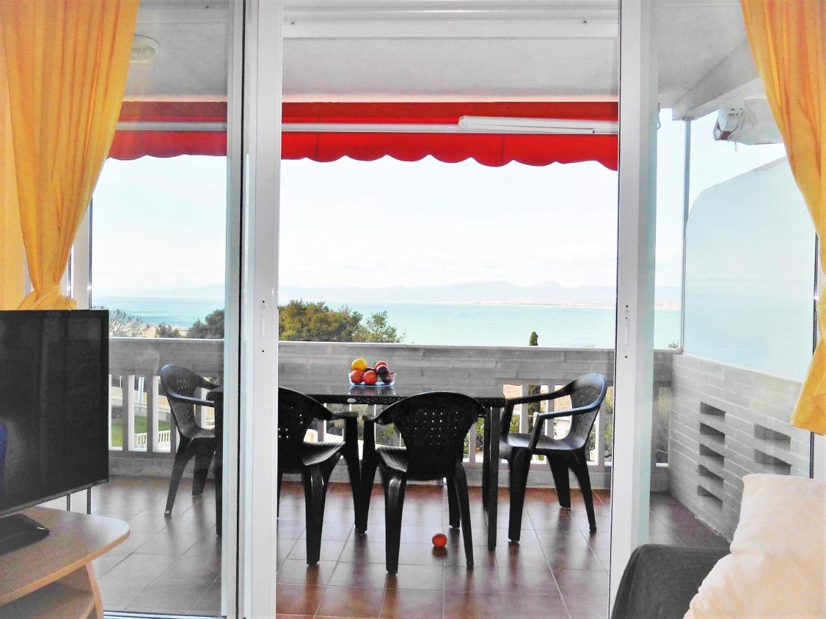 Apartamentos Cye 009 Punta Del Cavall 萨洛 外观 照片