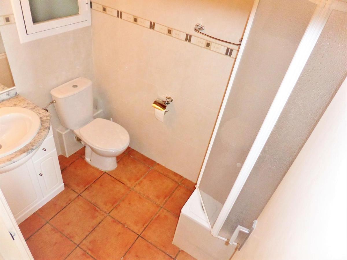 Apartamentos Cye 009 Punta Del Cavall 萨洛 外观 照片