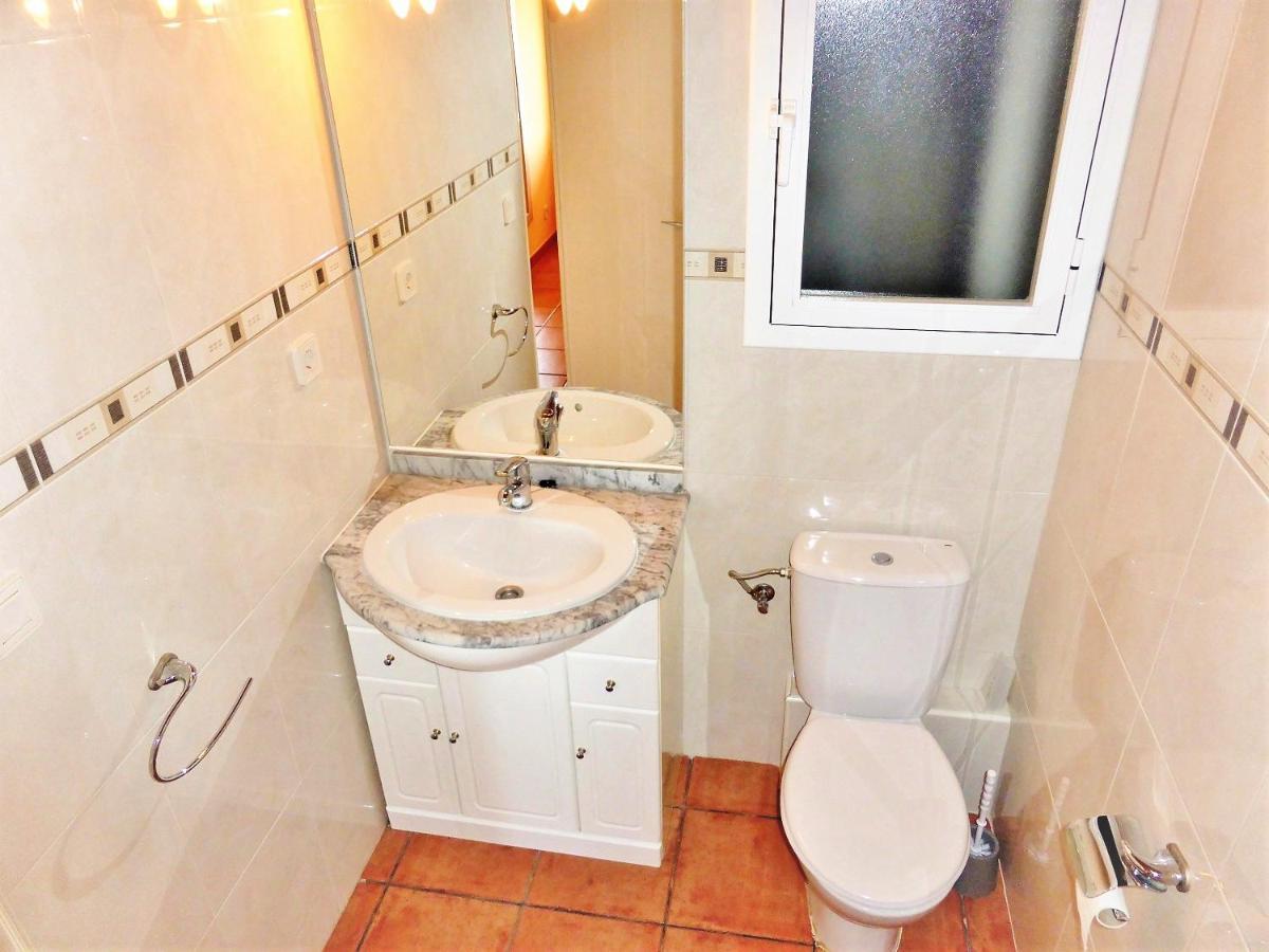 Apartamentos Cye 009 Punta Del Cavall 萨洛 外观 照片